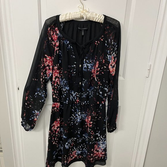 Long-Sleeve Floral Print Dress - Picture 2 of 4